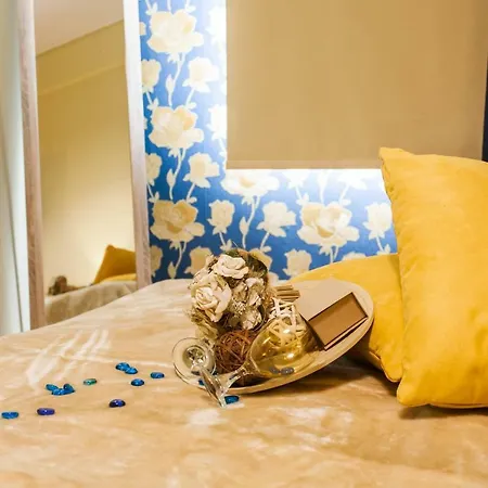 Accommodatie bij particulieren Private View In Shared Near To Acropolis Metro Station