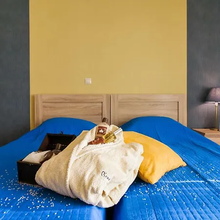 Accommodatie bij particulieren Private View In Shared Near To Acropolis Metro Station